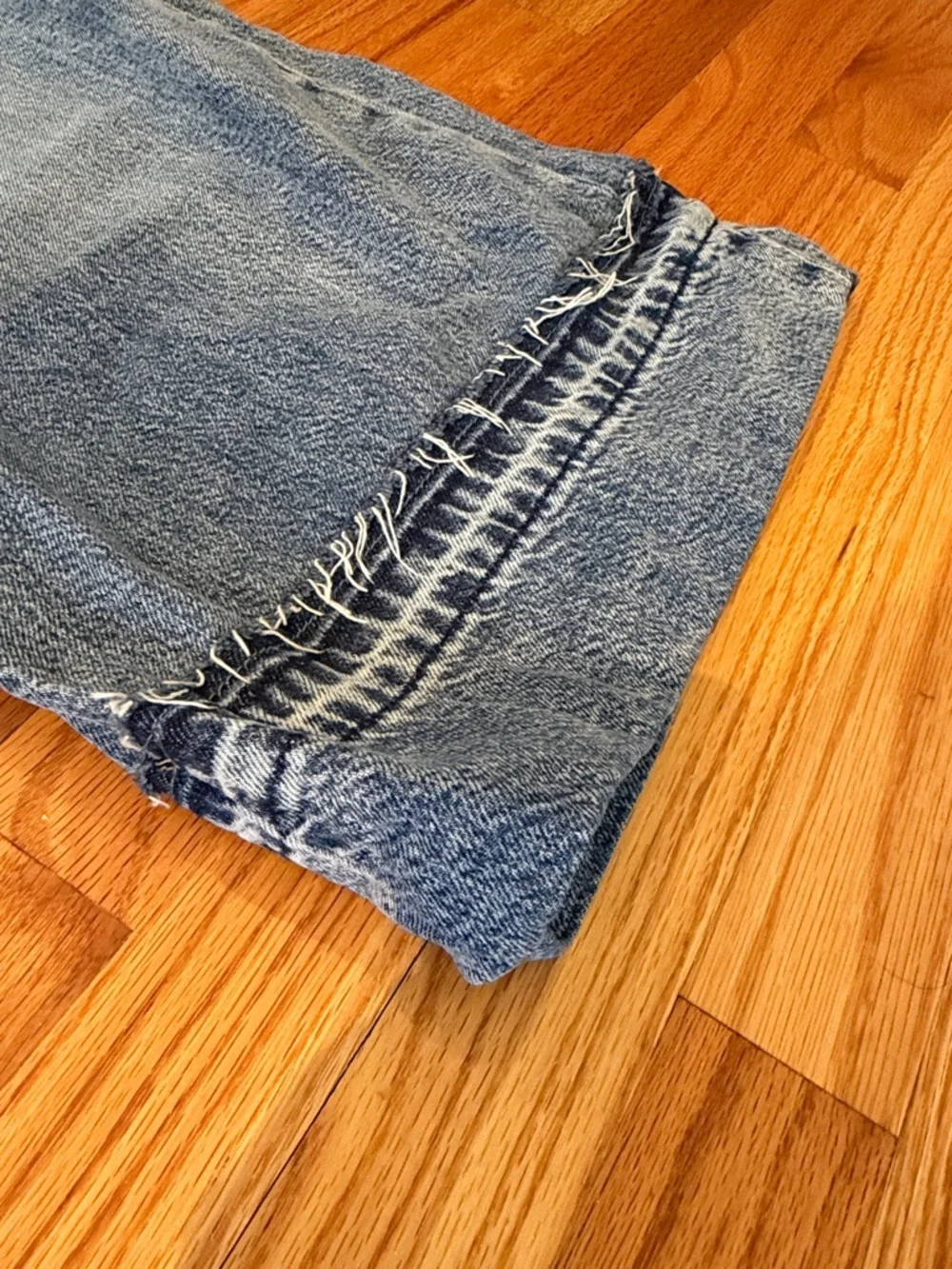 Gap Wide-Leg Midrise Jeans - Picture 3 of 6